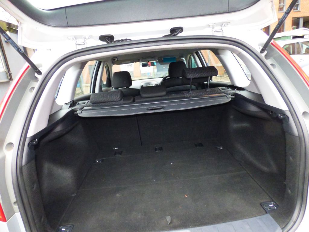 Used Hyundai i30 2010 for sale - 76616987: Photo 14