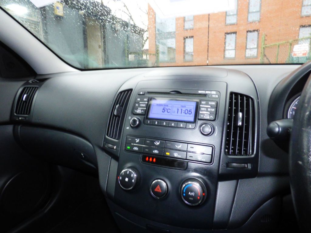 Used Hyundai i30 2010 for sale - 76616987: Photo 24