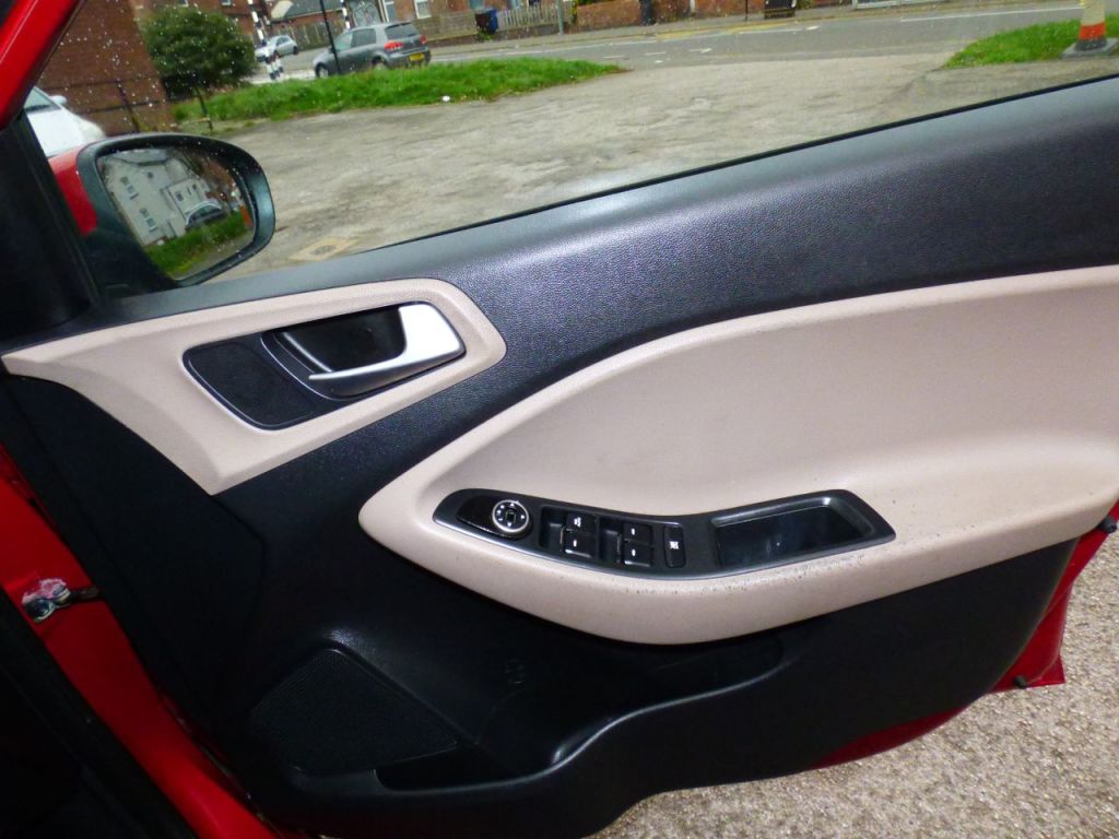 Used Hyundai i20 2015 for sale - 76535073: Photo 22