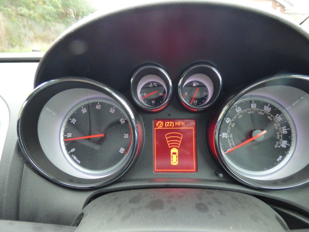 Used Vauxhall Astra GTC 2013 for sale - 76526991: Photo 13