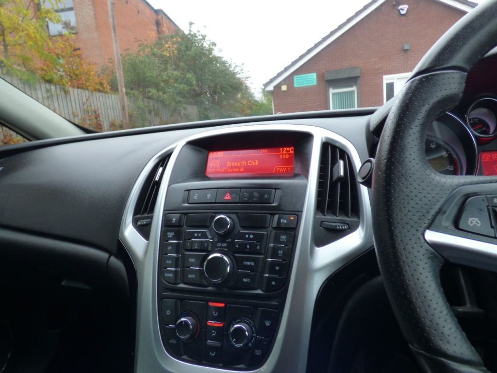 Used Vauxhall Astra GTC 2013 for sale - 76526991: Photo 14