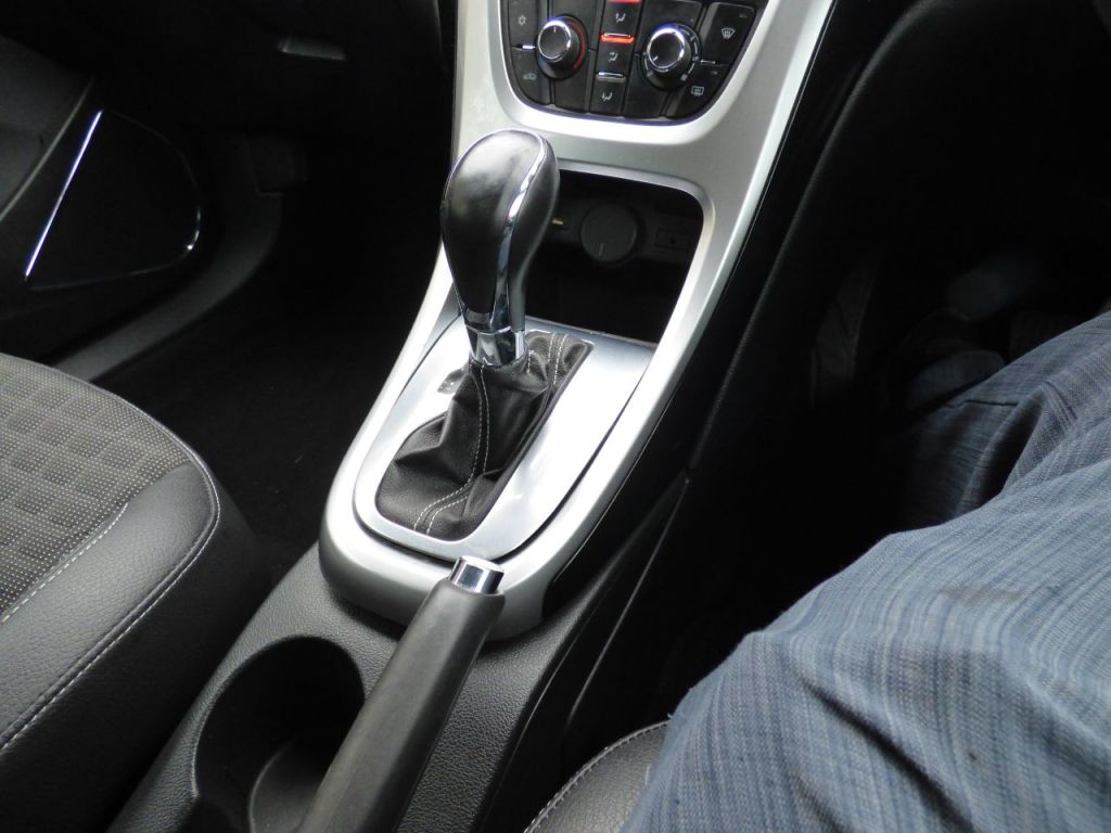 Used Vauxhall Astra GTC 2013 for sale - 76526991: Photo 15