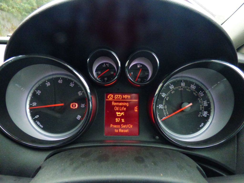 Used Vauxhall Astra GTC 2013 for sale - 76526991: Photo 22