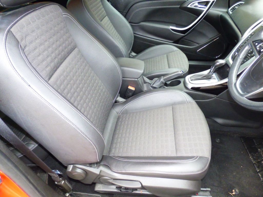 Used Vauxhall Astra GTC 2013 for sale - 76526991: Photo 25