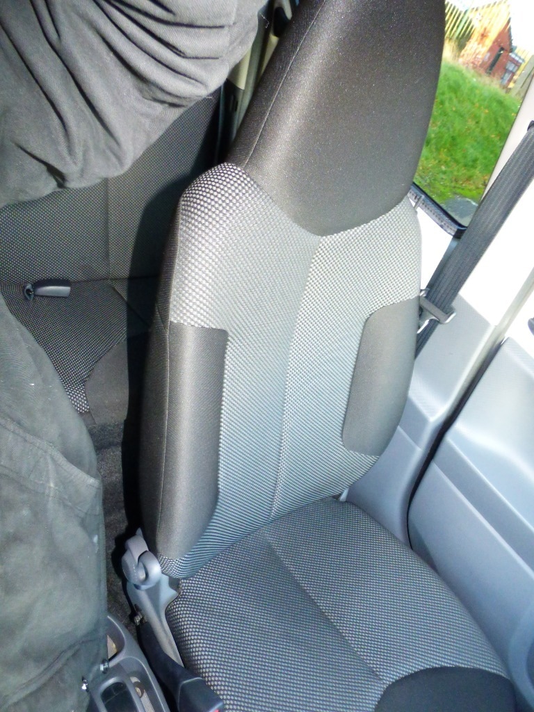 Used Toyota AYGO 2012 for sale - 76961727: Photo 11