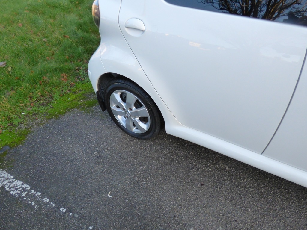 Used Toyota AYGO 2012 for sale - 76961727: Photo 19