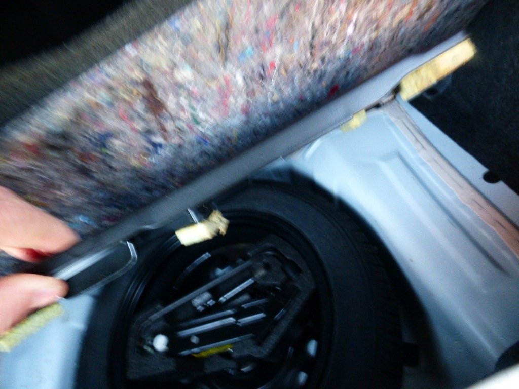 Used Toyota AYGO 2012 for sale - 76961727: Photo 24