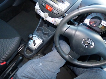 Used Toyota AYGO 2012 for sale - 76961727: Photo