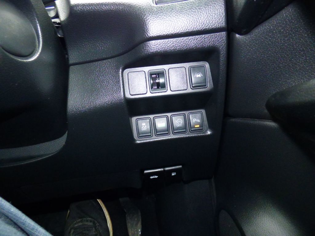 Used Nissan Qashqai 2016 for sale - 77679904: Photo 33