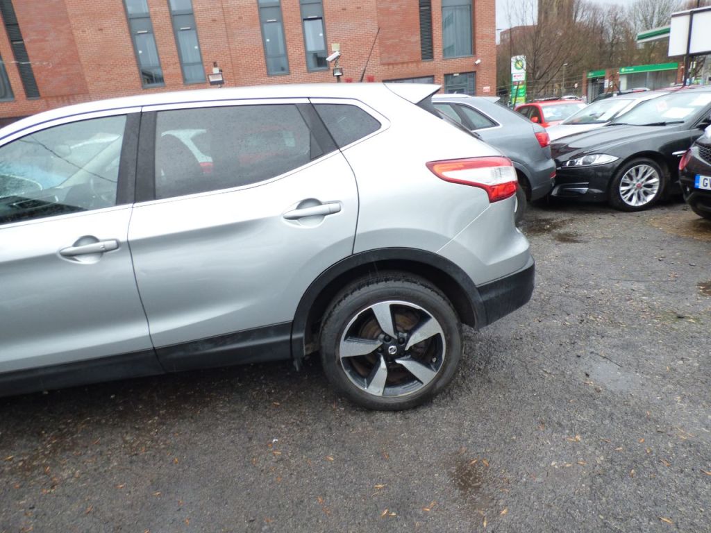 Used Nissan Qashqai 2016 for sale - 77679904: Photo 6
