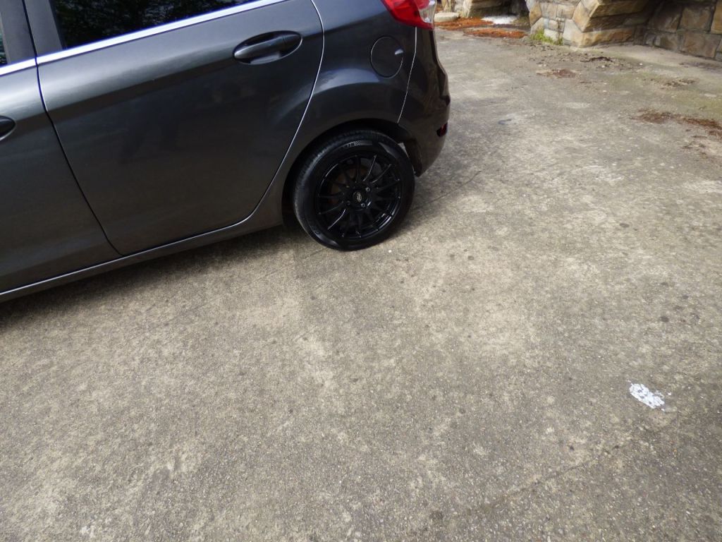 Used Ford Fiesta 2015 for sale - 78082180: Photo 11