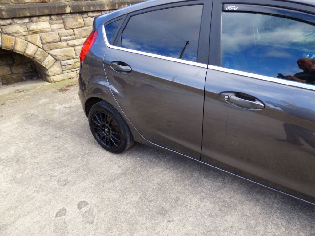 Used Ford Fiesta 2015 for sale - 78082180: Photo 14