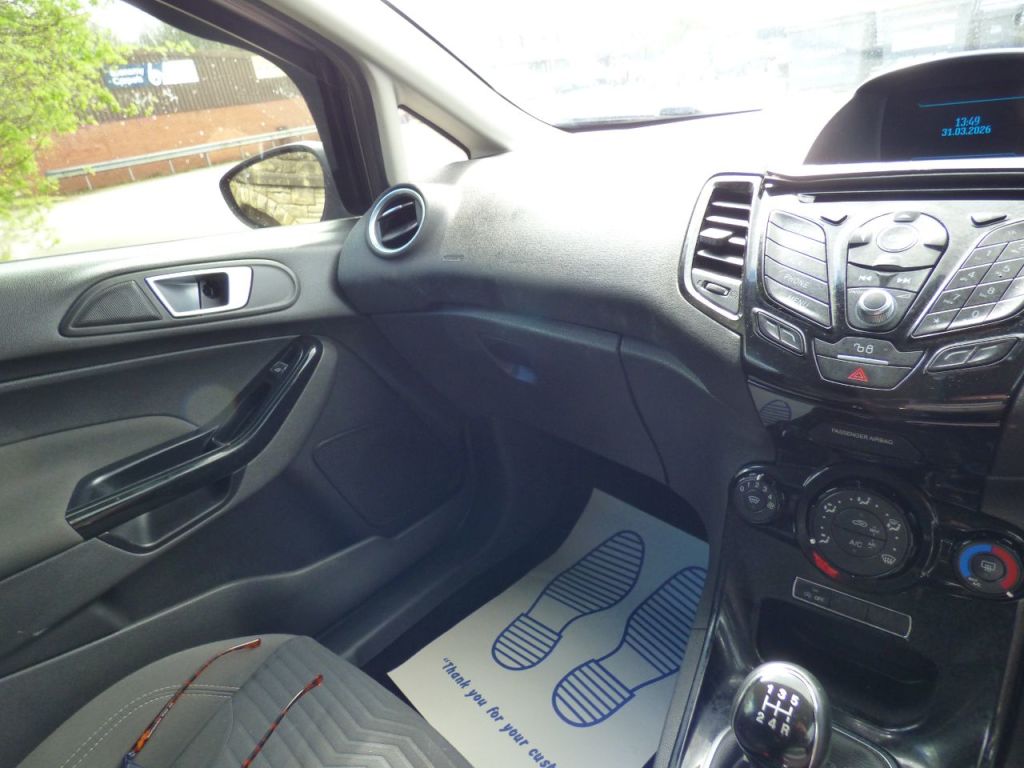 Used Ford Fiesta 2015 for sale - 78082180: Photo 16