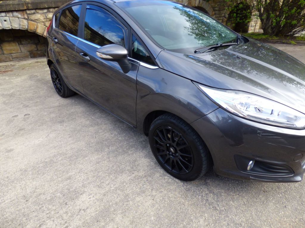 Used Ford Fiesta 2015 for sale - 78082180: Photo 6