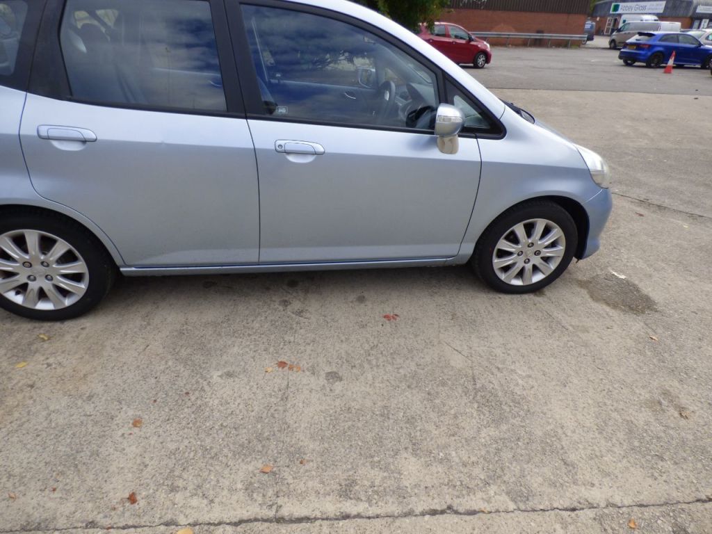 Used Honda Jazz 2006 for sale - 76162551: Photo 11
