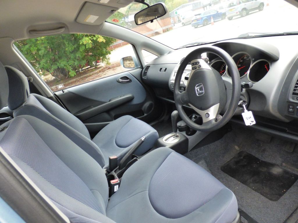 Used Honda Jazz 2006 for sale - 76162551: Photo 13