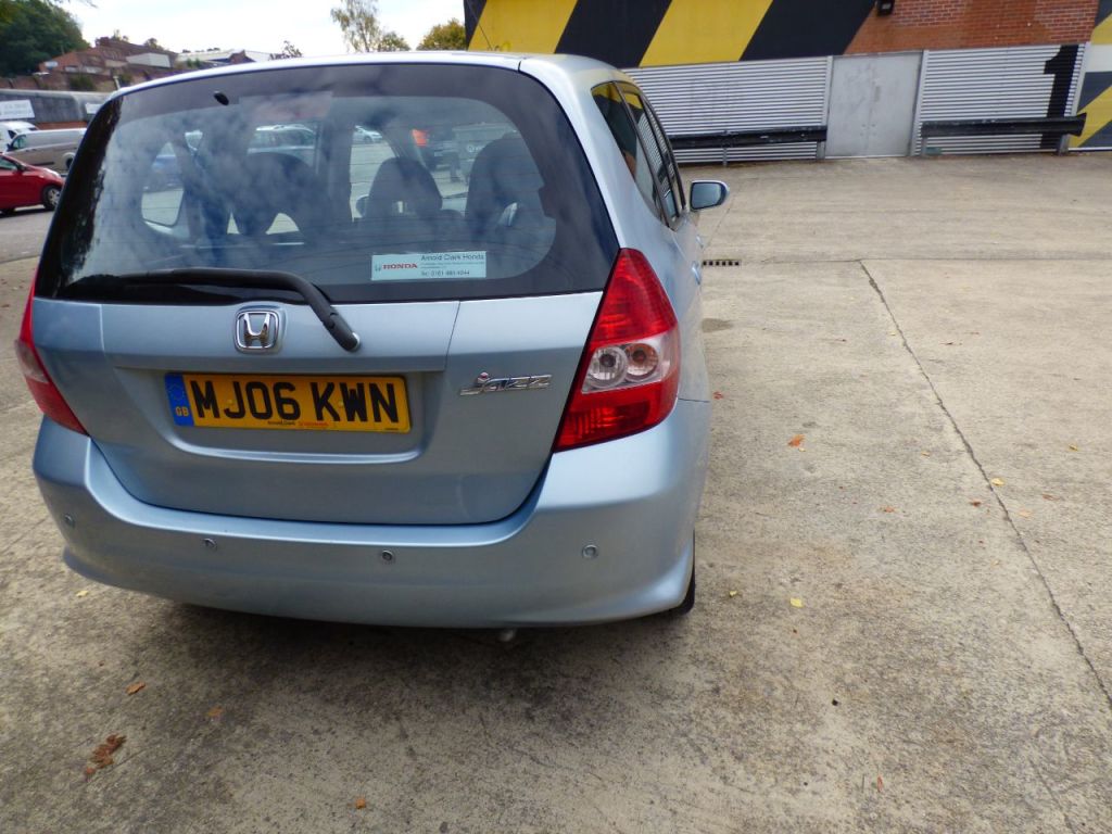 Used Honda Jazz 2006 for sale - 76162551: Photo 7