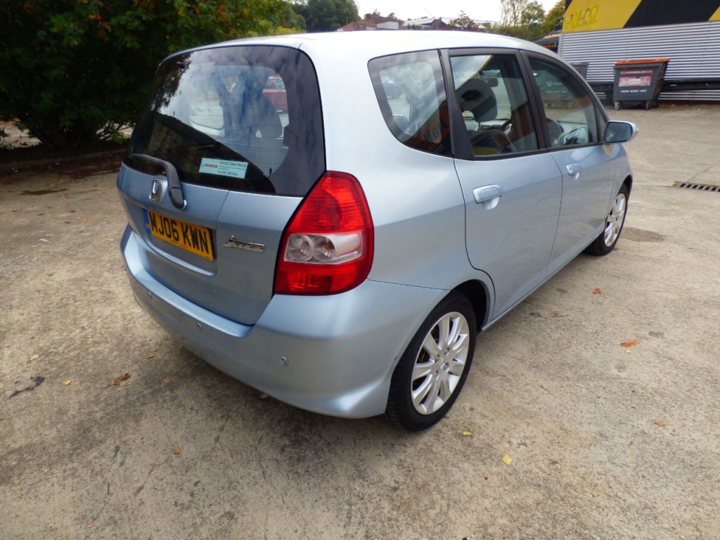 Used Honda Jazz 2006 for sale - 76162551: Photo 8