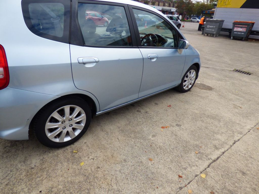 Used Honda Jazz 2006 for sale - 76162551: Photo 9