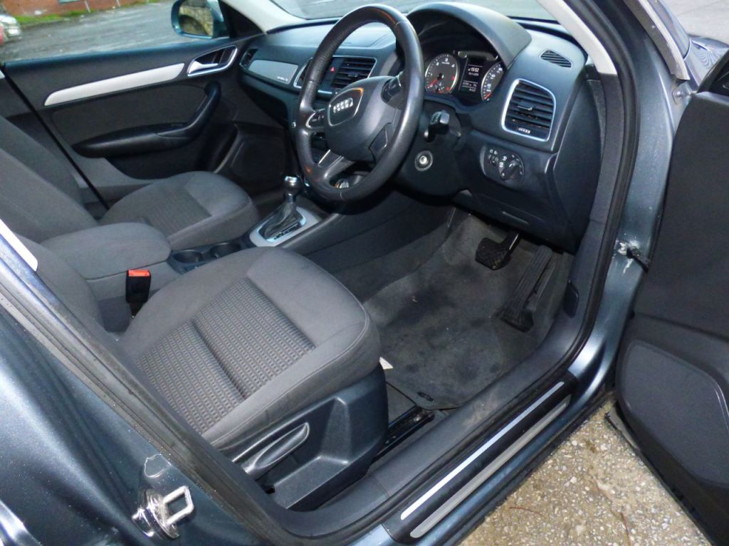 Used Audi Q3 2014 for sale - 76569343: Photo 21