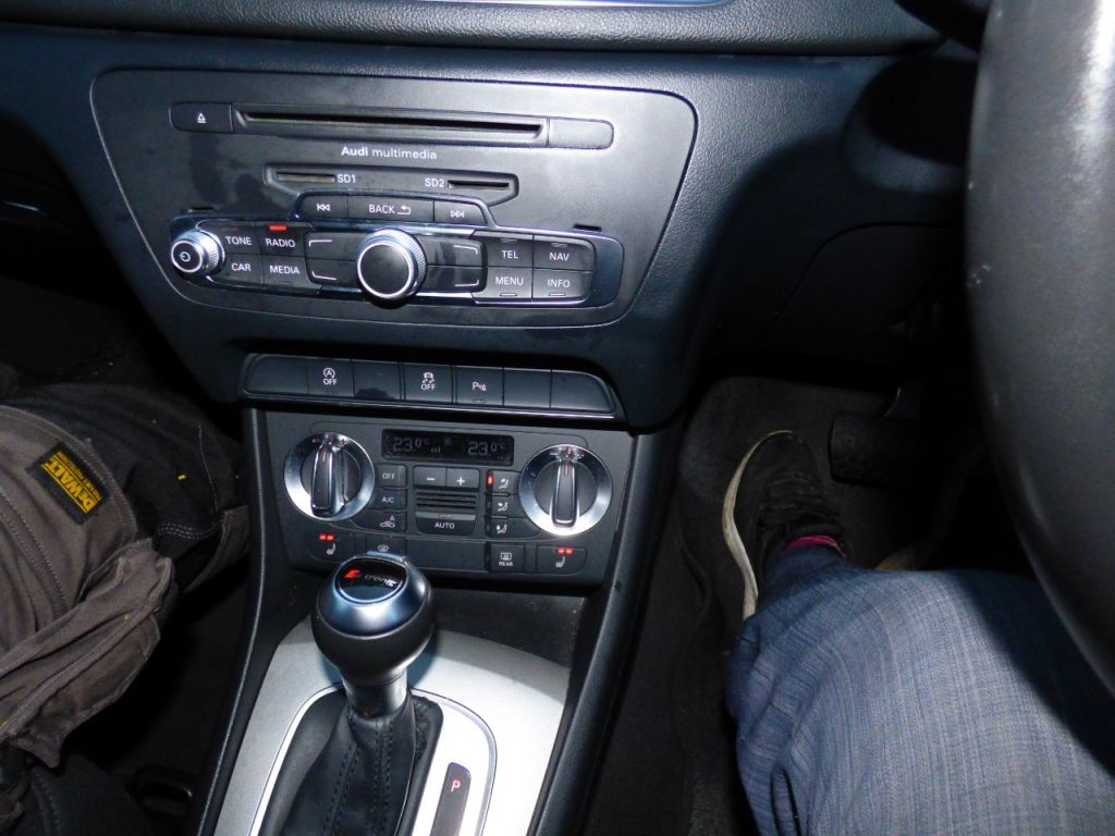 Used Audi Q3 2014 for sale - 76569343: Photo 23