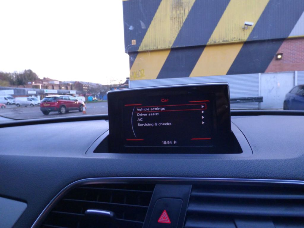 Used Audi Q3 2014 for sale - 76569343: Photo 28