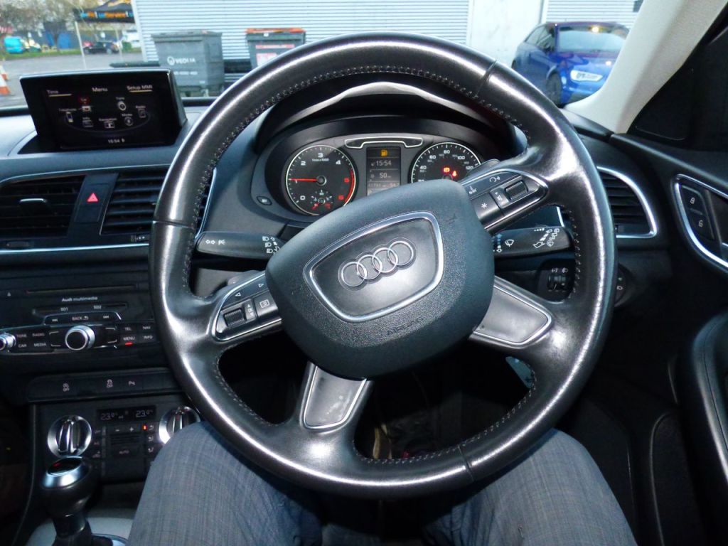 Used Audi Q3 2014 for sale - 76569343: Photo 30