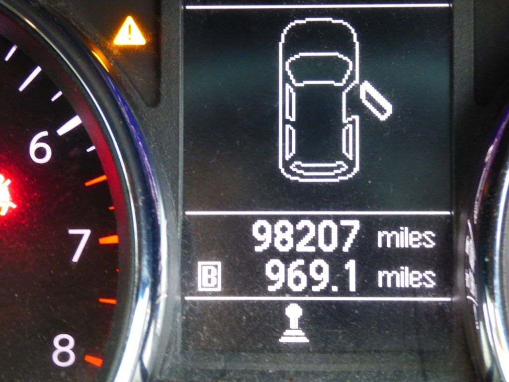 Used Nissan Qashqai 2012 for sale - 76303206: Photo 17