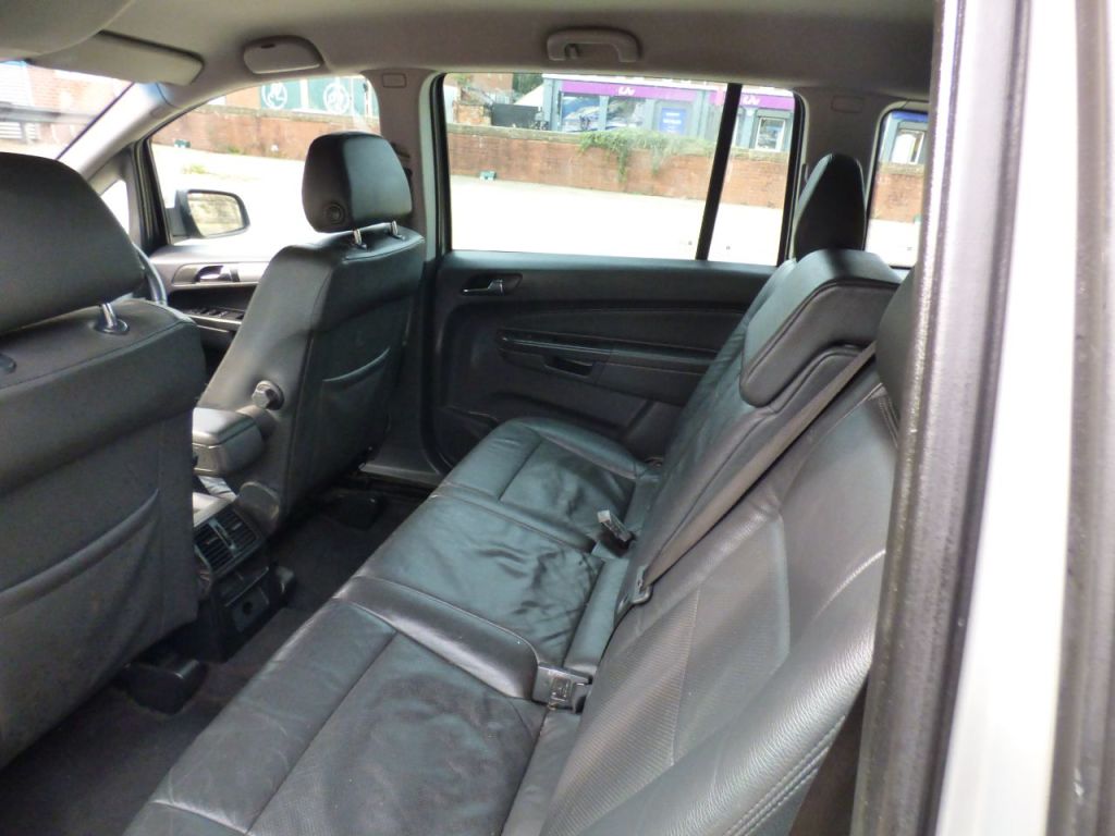 Used Vauxhall Zafira 2010 for sale - 76162574: Photo 15