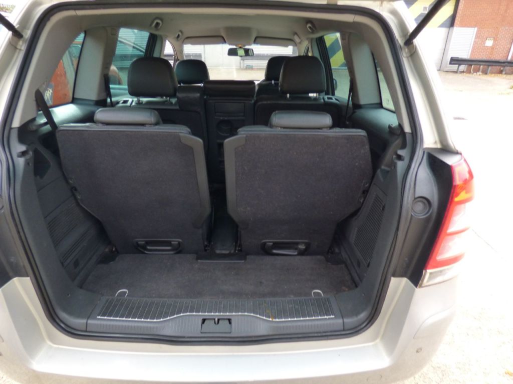 Used Vauxhall Zafira 2010 for sale - 76162574: Photo 17