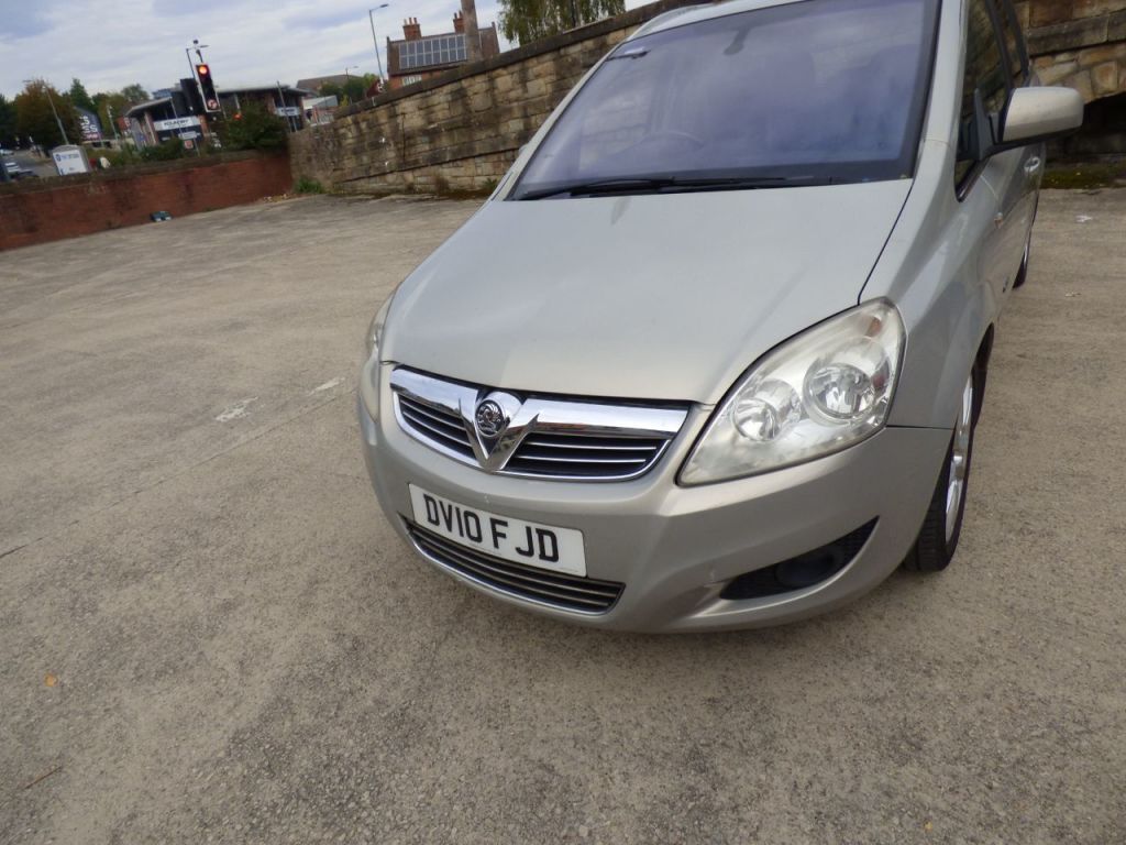 Used Vauxhall Zafira 2010 for sale - 76162574: Photo 2