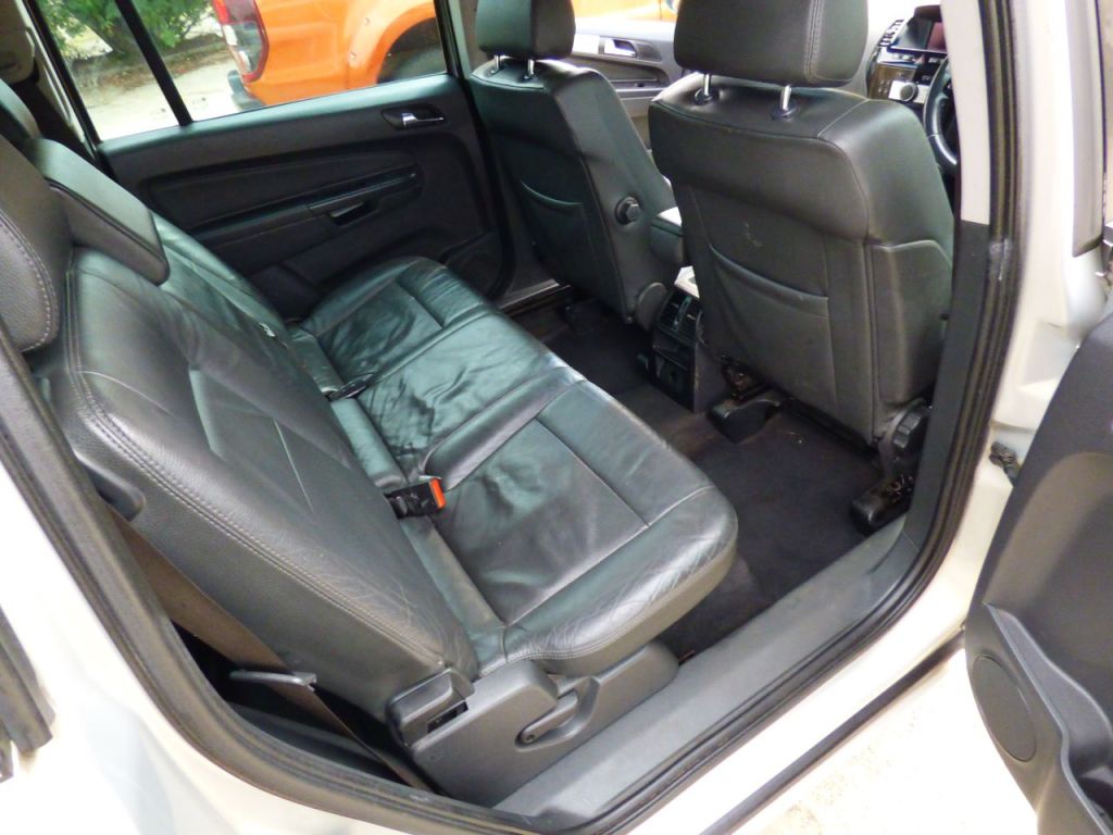 Used Vauxhall Zafira 2010 for sale - 76162574: Photo 21