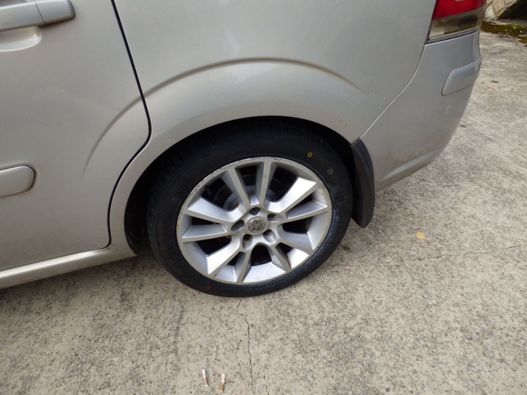 Used Vauxhall Zafira 2010 for sale - 76162574: Photo 6