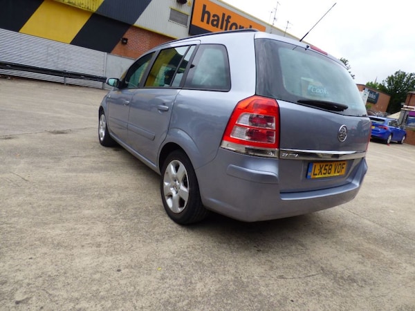 Used Vauxhall Zafira 2008 for sale - 75320322: Photo 5