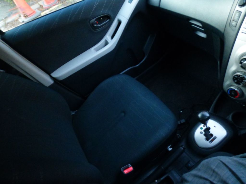 Used Toyota Yaris 2006 for sale - 77020270: Photo 12