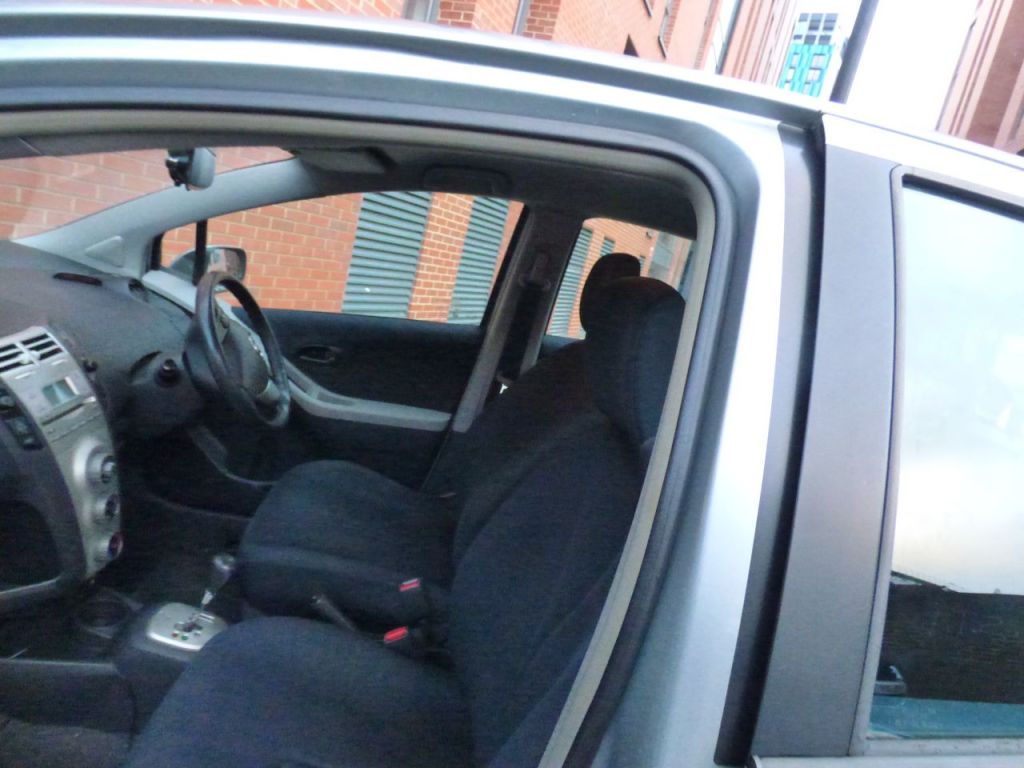 Used Toyota Yaris 2006 for sale - 77020270: Photo 22