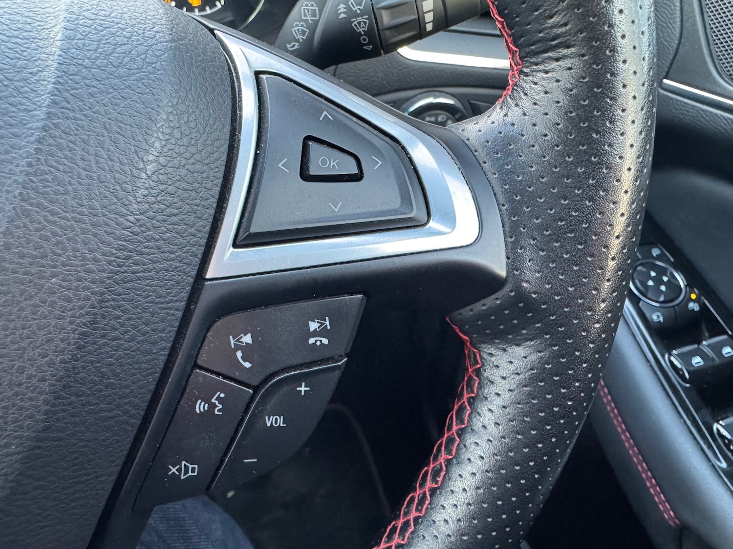 Used Ford S-Max 2022 for sale - 77293357: Photo 40