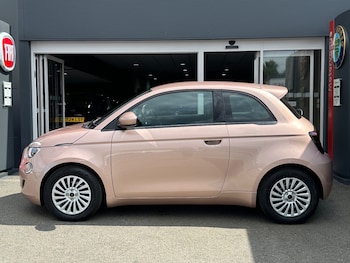 Used Fiat 500 2024 for sale - 75354883: Photo