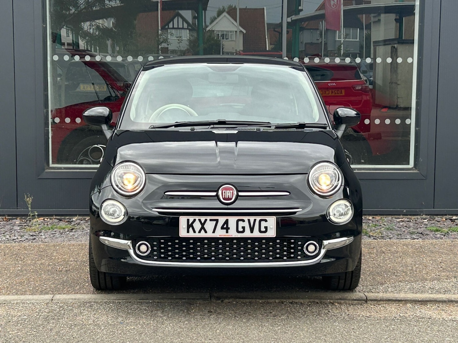 Used Fiat 500 2024 for sale - 76868959: Photo 2