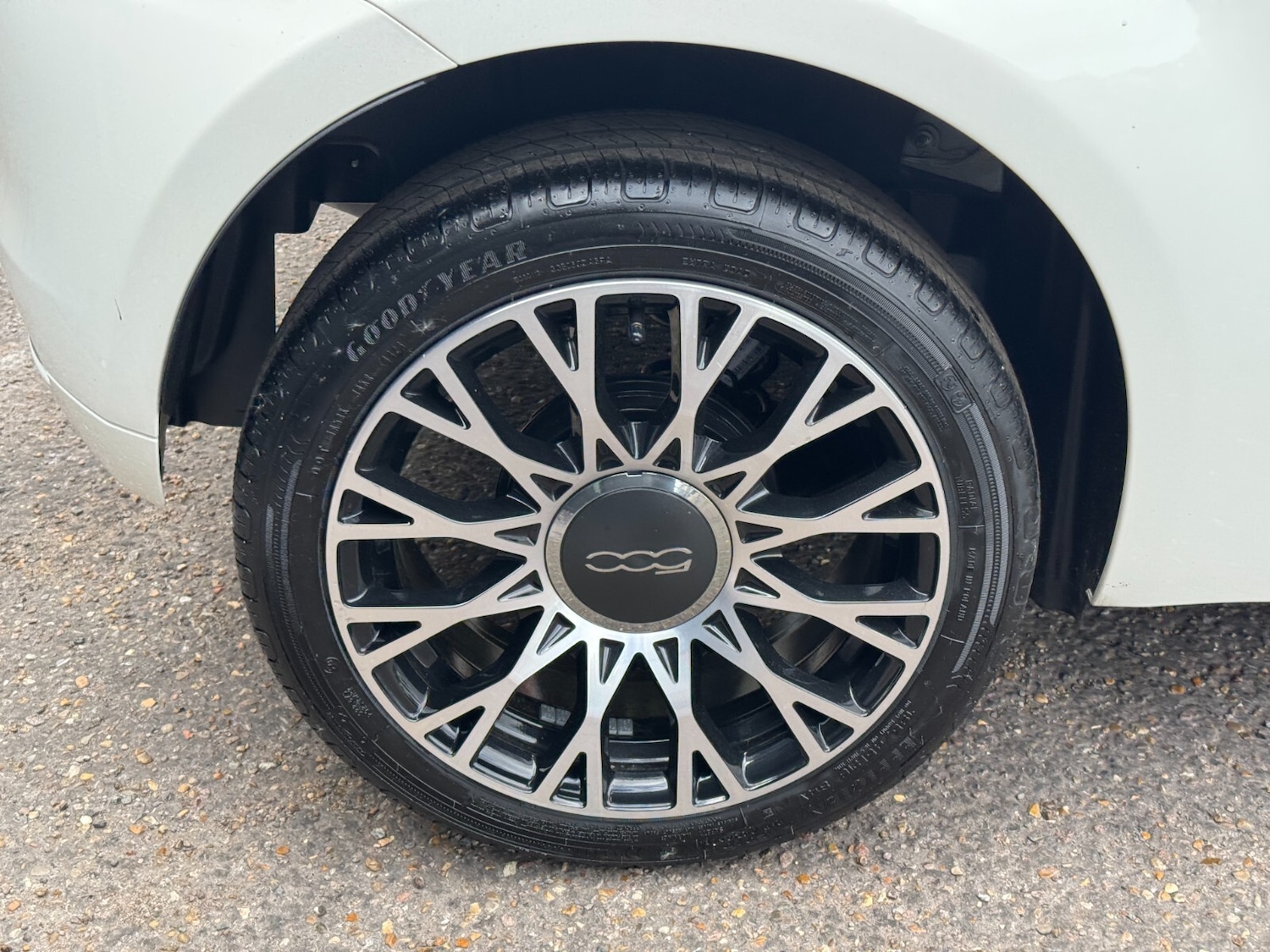 Used Fiat 500 2025 for sale - 76788351: Photo 9