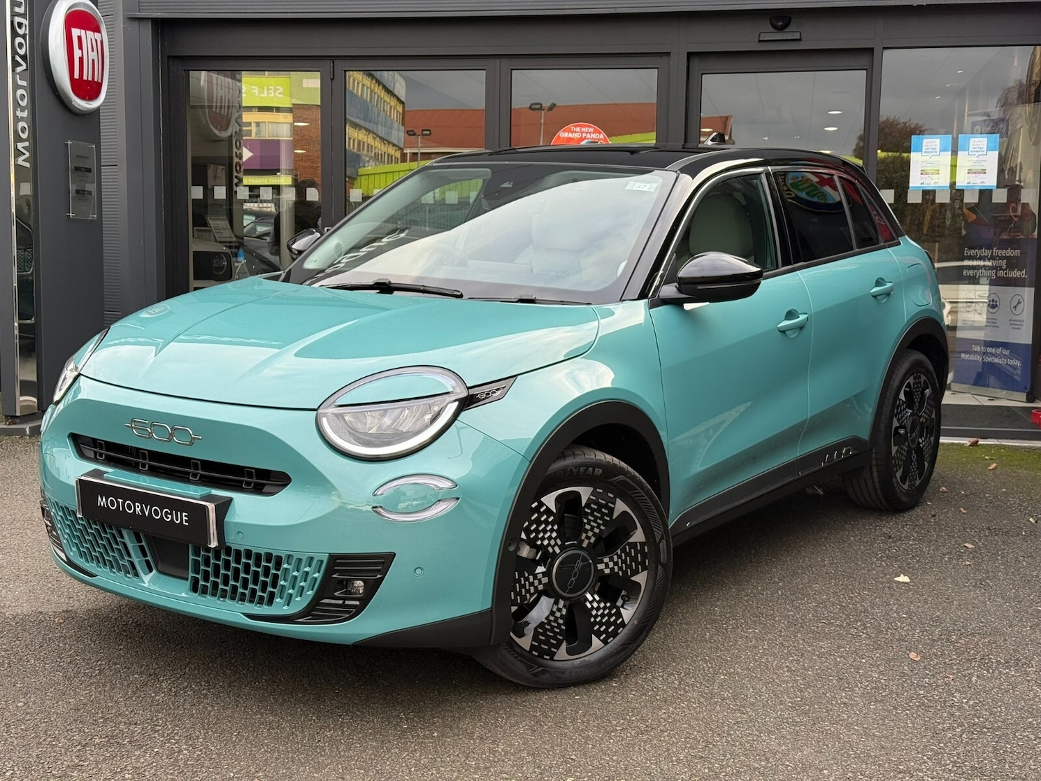 Used Fiat 600 2025 for sale - 76894640: Photo 2