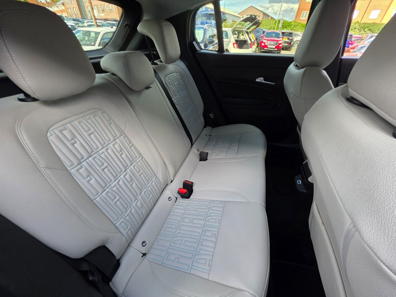 Used Fiat 600 2025 for sale - 76894640: Photo 27