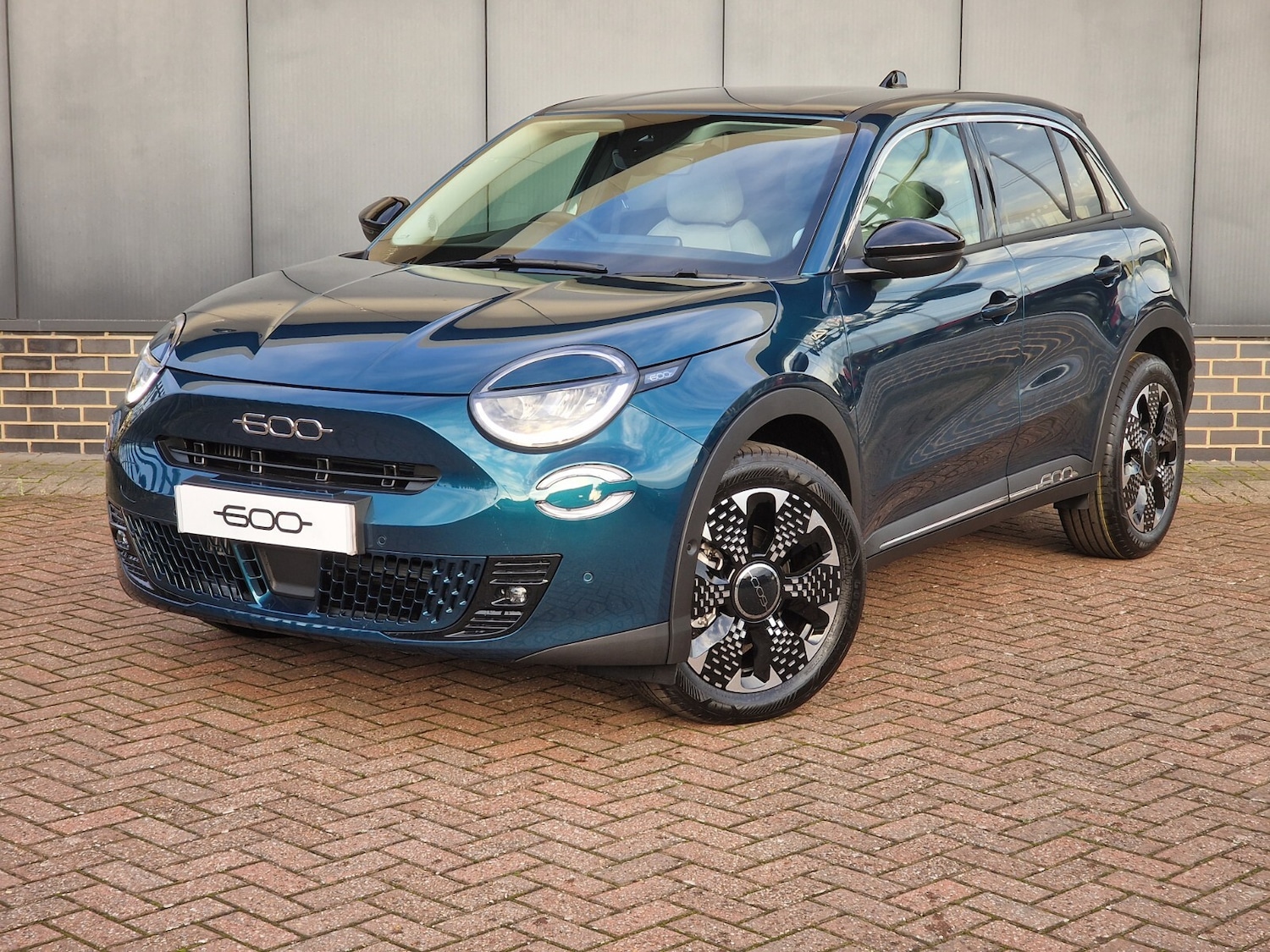 Used Fiat 600 2025 for sale - 76869762: Photo 3