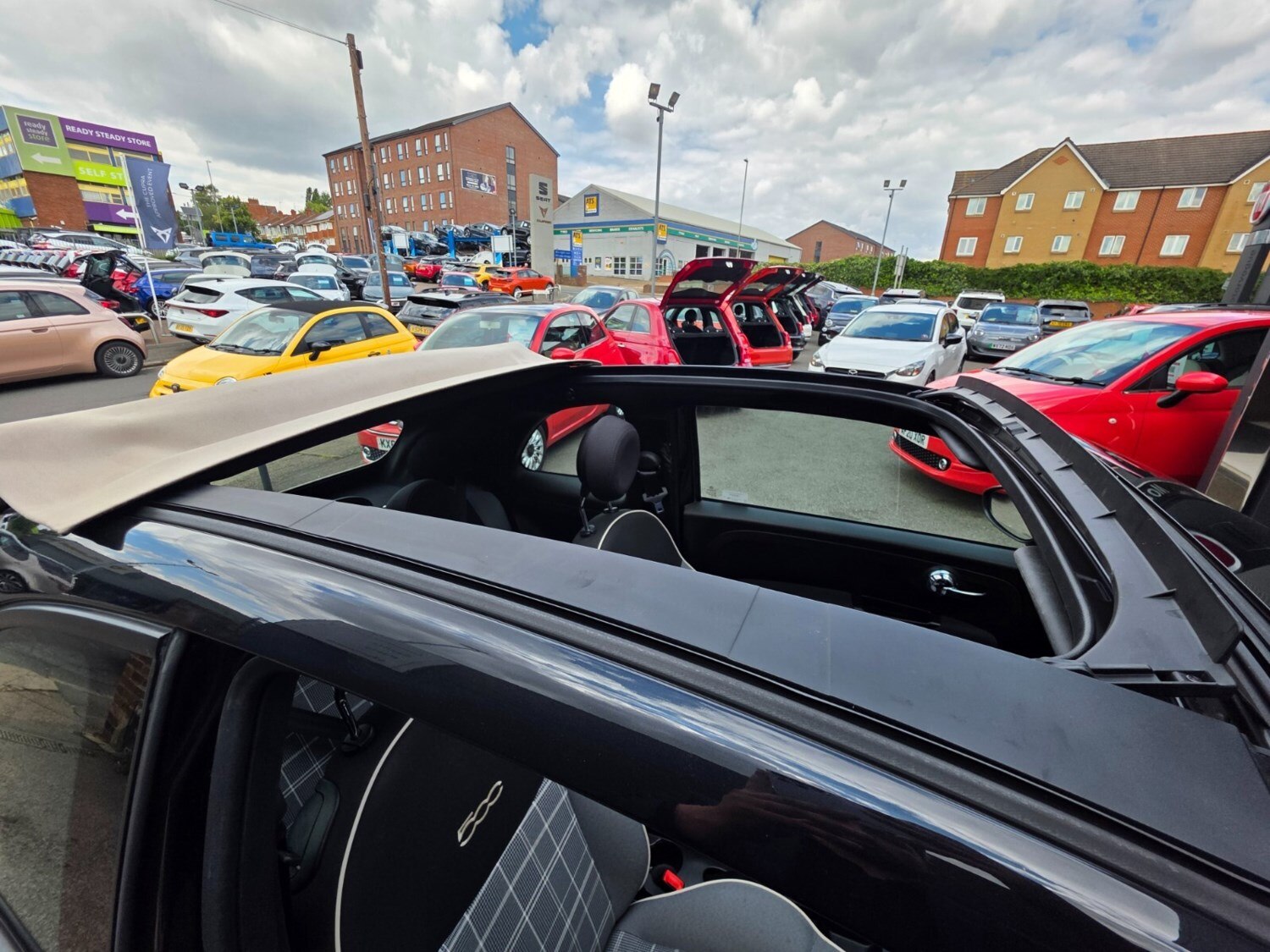 2021 Fiat 500 1.0 Mild Hybrid Lounge 2dr Convertible Petrol Manual - Picture 21 of 24