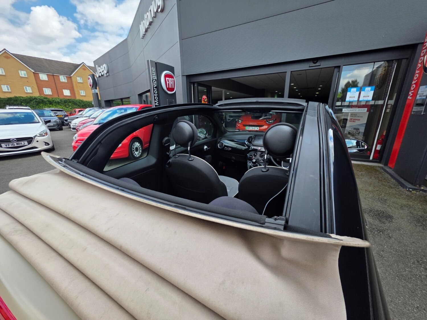 2021 Fiat 500 1.0 Mild Hybrid Lounge 2dr Convertible Petrol Manual - Picture 23 of 24