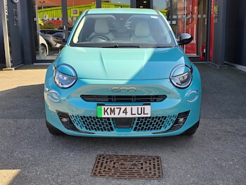 Used Fiat 600 2024 for sale - 76868923: Photo