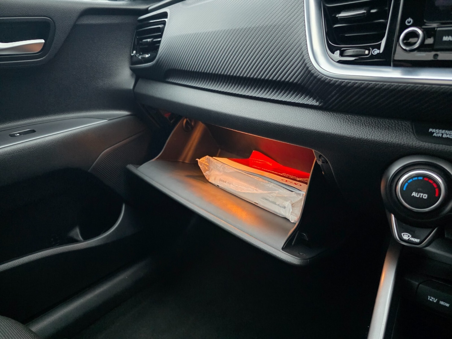 Used Kia Stonic 2021 for sale - 76556852: Photo 57