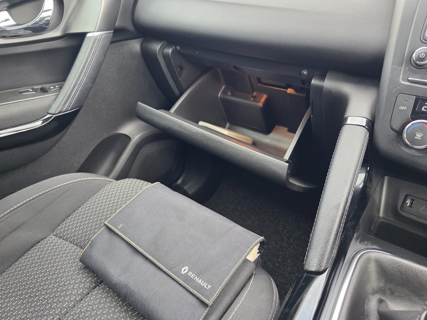 Used Renault Kadjar 2017 for sale - 77725958: Photo 63