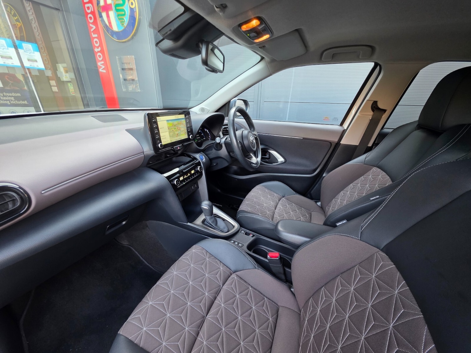 Used Toyota Yaris Cross 2023 for sale - 76868290: Photo 27