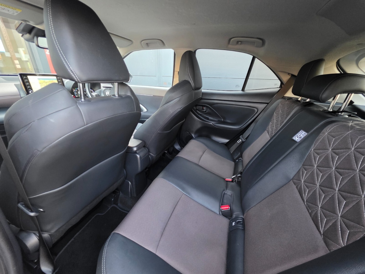 Used Toyota Yaris Cross 2023 for sale - 76868290: Photo 29